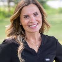 Kelly Sattler's Instagram, Twitter & Facebook