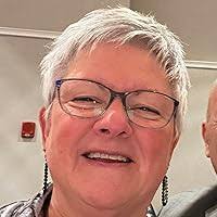 The Vet at Noah's Ark: Stories of Survival from an Inner-City Animal  Hospital by Doug Mader