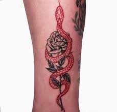 18 Tattoo Rose Rot Schwarz Red Ink Tattoos Red Tattoos Hand Tattoos