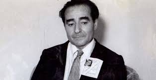 Adnan menderes, türkiye cumhuriyeti'nin siyasi tarihinde önemli bir iz bırakan siyasetçileri arasında yer alıyor. Adnan Menderes Kimdir Ve Neden Asildi Adnan Menderes 27 Mayis Darbesinin Yil Donumunde Aniliyor