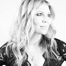 Margo Wynn's Instagram, Twitter & Facebook