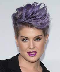 Kelly osbourne radiant hair knot: 33 Kelly Osbourne Hairstyles Hair Cuts And Colors