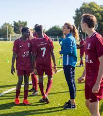 They are majority shareholders in génération foot, an academy in senegal which has helped to unearth several premier league regulars and over 30 professional players. Academie Internationale Eng Fc Metz International Football Academy Mifa