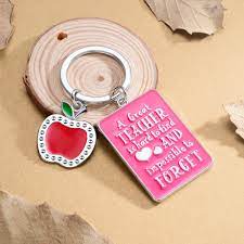 Sebenarnya ada banyak ide hadiah untuk anak perempuan yang sesuai dengan usia dan kesukaannya. Apresiasi Guru Hadiah Berwarna Merah Muda Pesona Guru Perempuan Gantungan Kunci Terima Kasih Hadiah Perhiasan Hadiah Untuk Guru Gantungan Kunci Aliexpress