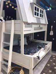 La scaletta è alta circa 34 cm e può essere montata sia a destra. Letto A Castello Casetta
