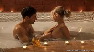 رقص سعودية سكسي زوجة سعودية تثير زوجها في ليلة حمرا انبوب عربي بري