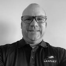 联系客户服务| 庞巴迪