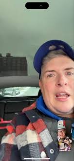 Cameron Hughes (@cameroncheers)