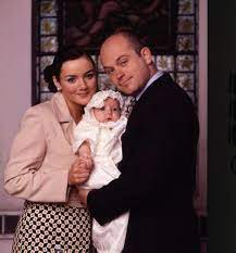 Martine kimberley sherri ponting (born 14 may 1976), usually known as martine mccutcheon, is an english singer, television personality, actress and occasional radio presenter. Who Is Martine Mccutcheon Ex Eastenders Star And Love Actually Actress Married To Jack Mcmanus