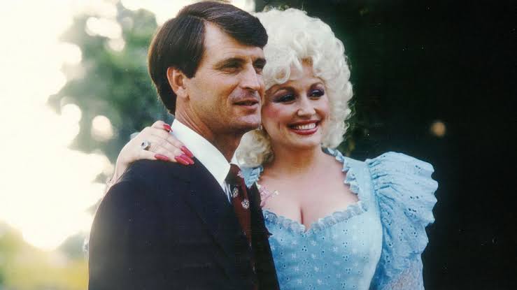The Truth About Dolly Parton And Carl Dean's Love Story That Lasted Nearly 60 Years