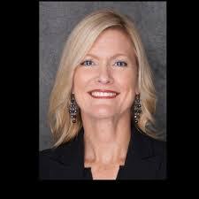 Carolyn Dorr's Instagram, Twitter & Facebook