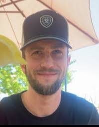 Alan Bricker's Instagram, Twitter & Facebook