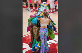 Stanford university is a highly selective private university in california. 43rd Stanford Tree Talks Stunts Branching Out The Stanford Daily