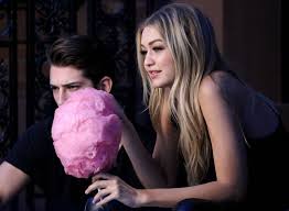 Es macht mich wahnsinnig glucklich pressreader from i.prcdn.co gräfe und unzer verlag. Https Www Faz Net Aktuell Stil Essen Trinken Restaurants Abholservice Fritz S Frau Franzi Im Test 17362714 Html 2021 06 07t16 56 17z Hourly 0 8 Https Media1 Faz Net Ppmedia 2922939372 1 7364651 Default Fein Im Restaurant Aber Jpg Fein Im Restaurant