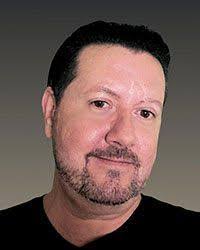 Brad Newcomb's Instagram, Twitter & Facebook