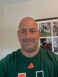 Miami Hurricanes Fan Experiences and Loyalty