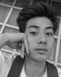 CONDOLENCIAS| Descansa en paz Beam 🖤 🔰 Se ha confirmado la prematura  muerte del actor Beam Papangkorn (IG: @thebeamishere) a quien conocimos  como Muek en #WaterboyyTheMovie y en #TheStrandedNetflix como Kraam. 🔰