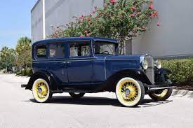 1931 Chevrolet Independence 4 Door Sedan Chevrolet Sedan Car Showroom