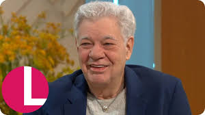 Matthew kelly (born david allan kelly, 9 may 1950) is an english actor and presenter. Matthew Kelly Reveals The Special Way He Will Be Celebrating Turning 70 Lorraine Youtube