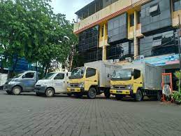 Kami melayani jasa pengiriman barang dari surabaya ke manokwari serta seluruh kota yang ada di papua via darat, laut dan udara. Ekspedisi Surabaya Ke Manokwari 11 000 Per Kg Himeji Express