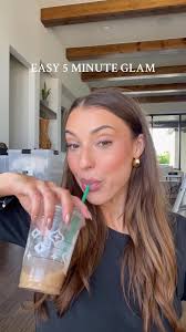 My easy 5 minute glam 🩷🫶🏼 #makeuptutorial #easymakeup #naturalmakeup  #mommakeup