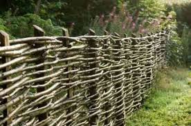 Cloture De Jardin Pas Chere Originale Et Design English Cottage Garden Garden Fencing Cottage Garden