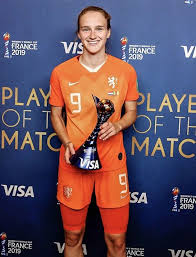 The duo learned from their father, ted, who had farmed in the netherlands, immigrated to the united states, and used his vegetable growing expertise to make his start in the united states. 120 Vivianne Miedema Ideas Womens Football Lisa Evans Womens Soccer