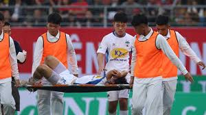 Tổng cộng, tiền vệ này đã lên bàn mổ cả chục lần. NgÆ°á»i Hagl Xac Nháº­n Tinh Hinh Cháº¥n ThÆ°Æ¡ng Cá»§a Tuáº¥n Anh 90min