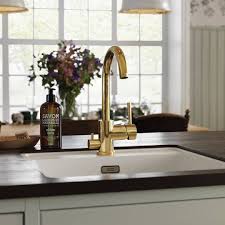 Fornya Ditt Kok Med En Vacker Blandare I Massing Marbodal Tapwell Evo184 Kok Koksinspiration Koksblandare Kitchen Inspirations Kitchen Wood Countertops