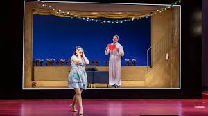 Tiffany speight playing despina and gary rowley playing don alfonso at the victorian opera production of cosi fan tutte by mozart, at her majesty's theatre in melbourne, 2006. Kritik Mozarts Cosi Fan Tutte In Nurnberg Vulgarklamotte In Blumchenkleidern News Und Kritik Br Klassik Bayerischer Rundfunk