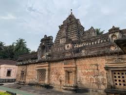 Monolithic statue of the Nandi Bull