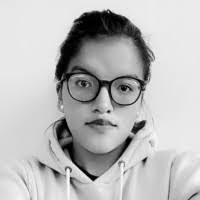 Shirley Castro's Instagram, Twitter & Facebook