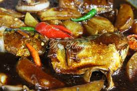 Senang dan sedap serta tak muak. Masak Kicap Sardin Menu Bersahur Azie Kitchen