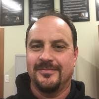 Mike Laub's Instagram, Twitter & Facebook