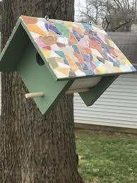 Birdhouse With Decorative Tile Roof In 2020 Decorative Tile Bird Houses Glass Tile