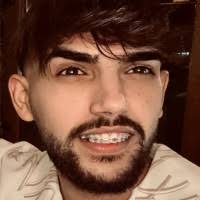 10+ perfiles de «Emanuel Varga»