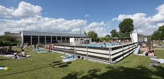 Piscine Des Closeaux A Rueil Malmaison Horaires Tarifs Avis Piscine Municipale Piscine Piscine Publique