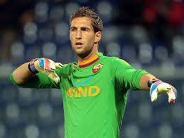 Born 22 september 1982) is a dutch footballer who plays as a goalkeeper for eredivisie club ajax and the netherlands national team. Maarten Stekelenburg Claims Loan Move To Fulham Fell Through Last Night The Independent The Independent