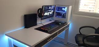 Https Ift Tt 2tqpm0k Gaming Setup Gaming Setup Setup Desk Setup