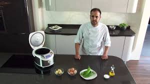 Las opiniones del robot de cocina tefal multicook rk302ees se concentran en la buena relación calidad precio que tienen, y es que su calidad el robot de comida multifunción preserva el calor durante 24 horas. Newcook Plus Tortilla De Patatas Y Pimientos Receta Robot De Cocina Youtube