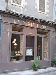 Le Petit Flore Nantes Le Petit Flore 11 Rue Des Vieilles Douve Nantes Facades De Magasins Facade Restaurant