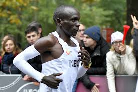 Like roger bannister breaking the four minute mile in 1954, the kenyan achieved something that many people believed physically couldn't be done. The Incredible Science Behind Eliud Kipchoge S 1 59 Marathon Wired Uk