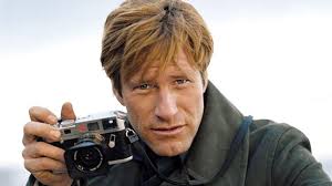 Aaron Eckhart to star in real-time action film Live! • Flixist
