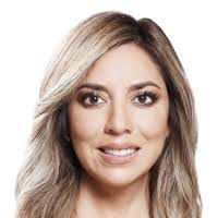 Dulce Silva's Instagram, Twitter & Facebook