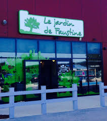 Le Restaurant Le Jardin De Faustine Va Vous Accueillir A Partir De Lundi 4 Aout Une Realisation De La Sarl Malou Creami Autocollant Signaletique Stickers