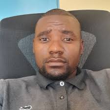 Zimbabwean Banker Migrates To UK, Fails To Get A Banking Job, Works As A  Security Guard