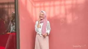 «❤️ n e w ❤️ 3 warna 3 unit, siapa cepat dia dapat ya. 7 Inspirasi Padu Padan Warna Peach Untuk Hijab