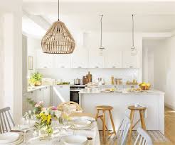 10 modern white kitchens with different