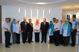 7, kawasan perindustrian selatan, lorong keluli 1b, seksyen 7, 40000 šahalamas, selangor, malaizija, atsiliepimai, darbo valandos. Pharmaniaga Pharmaniaga Optimistic As Share Price Falls 11 6 Free Malaysia Today However Revenue Declined To Rm624