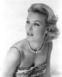 Dina MERRILL : Biographie et filmographie